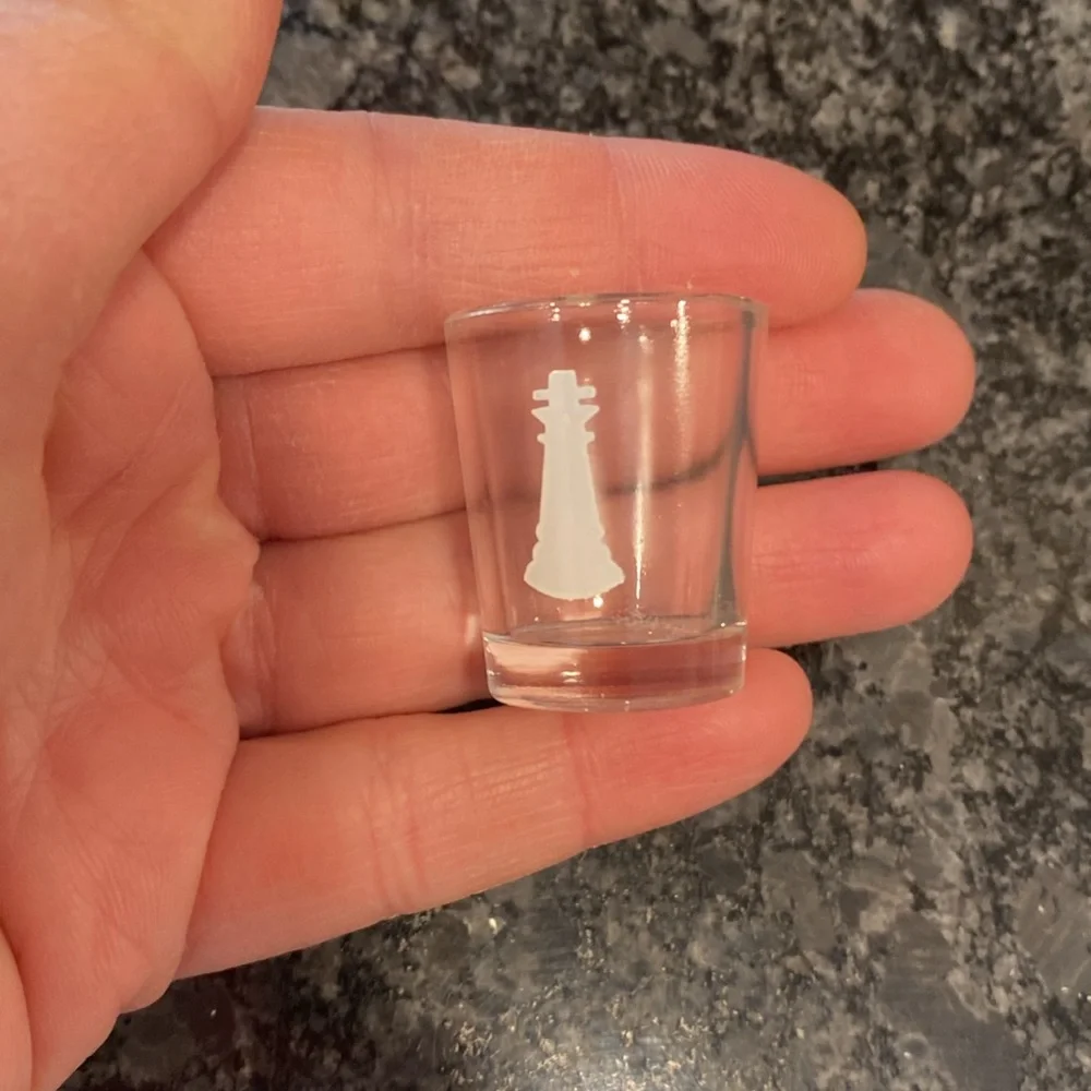 Collection of 7 glass shot glasses, various sizes, and designs Bar accessories